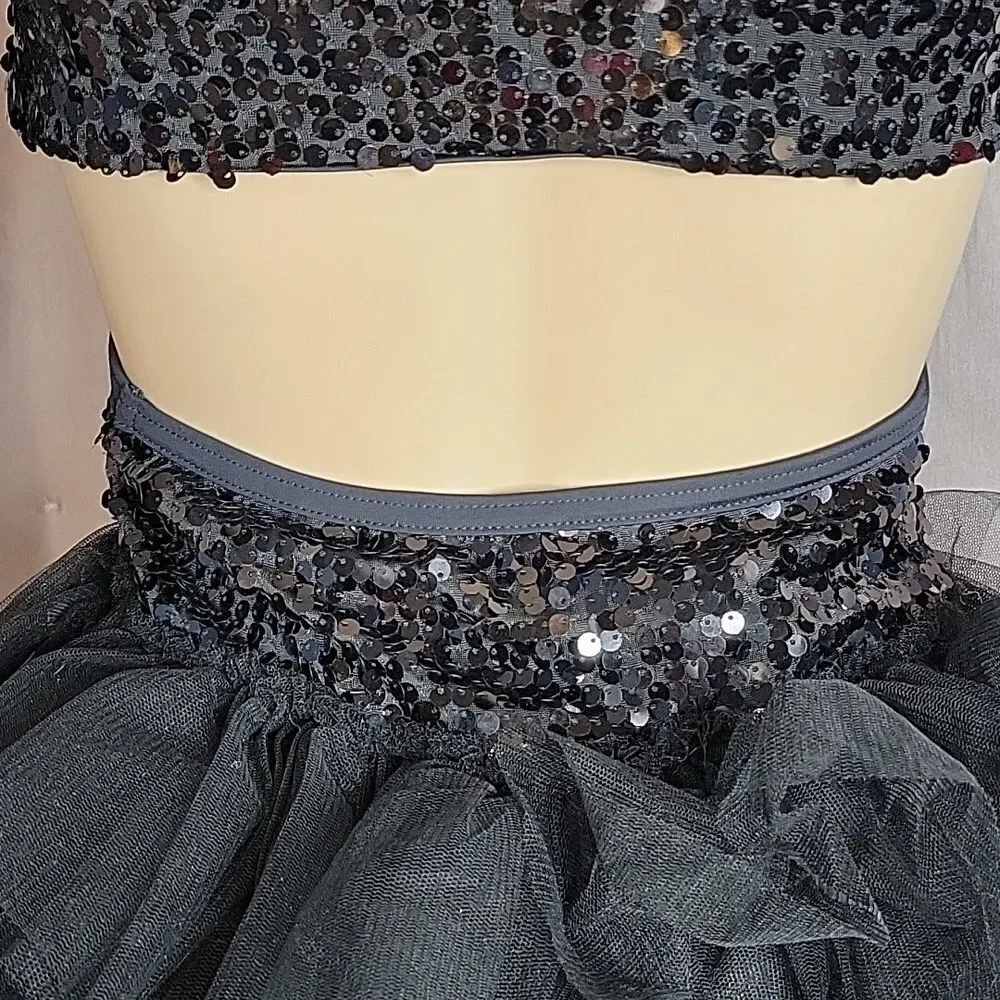 -‎ WEISSMAN Black and Blue Sequined Dance Costume Large Child's